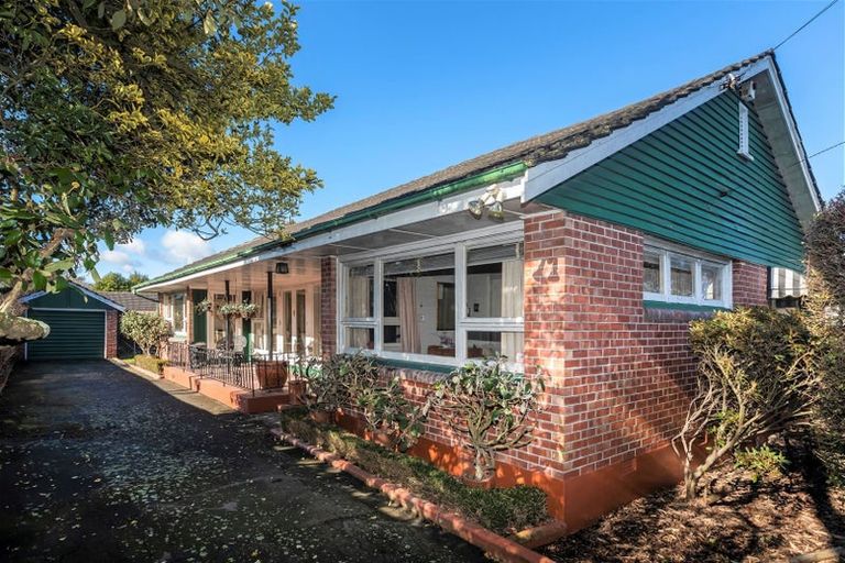 Photo of property in 12 Barlow Street, Ilam, Christchurch, 8041