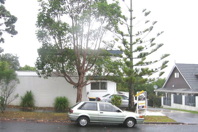 Photo of property in 60 Chelsea View Drive, Chatswood, Auckland, 0626