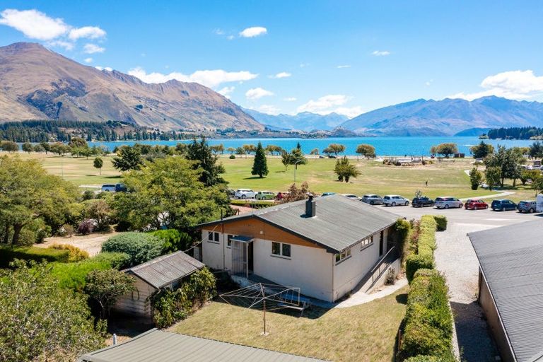 Photo of property in 98 Brownston Street, Wanaka, 9305