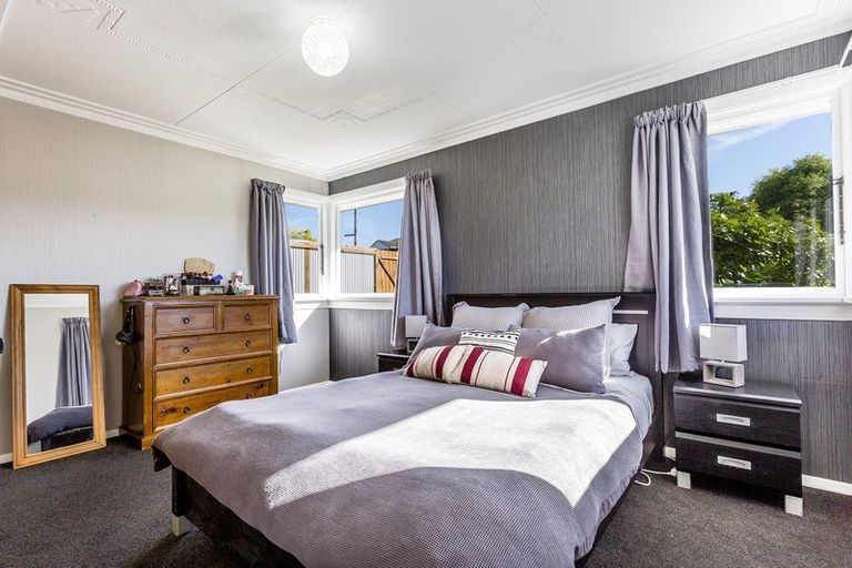 Photo of property in 1 Glendevon Place, Vauxhall, Dunedin, 9013