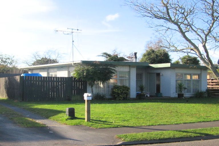 Photo of property in 2 Brough Place, St Andrews, Hamilton, 3200