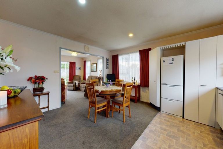 Photo of property in 32 Rolleston Street, Rakaia, 7710