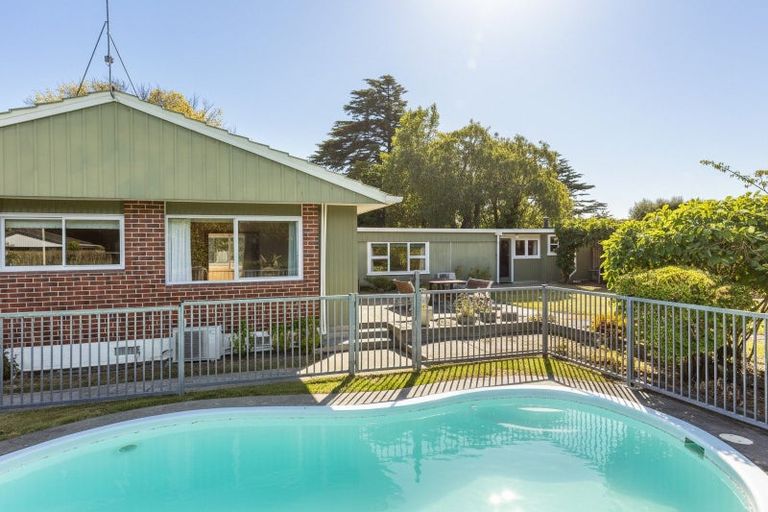 Photo of property in 8 Terrace End, Lansdowne, Masterton, 5810