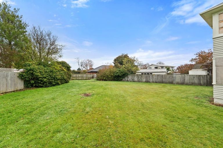 Photo of property in 8 Lyall Place, Bryndwr, Christchurch, 8053