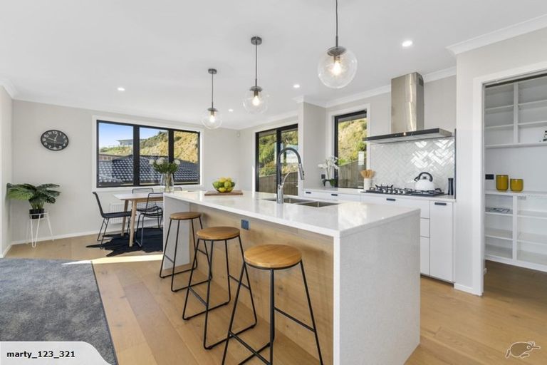 Photo of property in 13 Pacific View, Whitby, Porirua, 5024