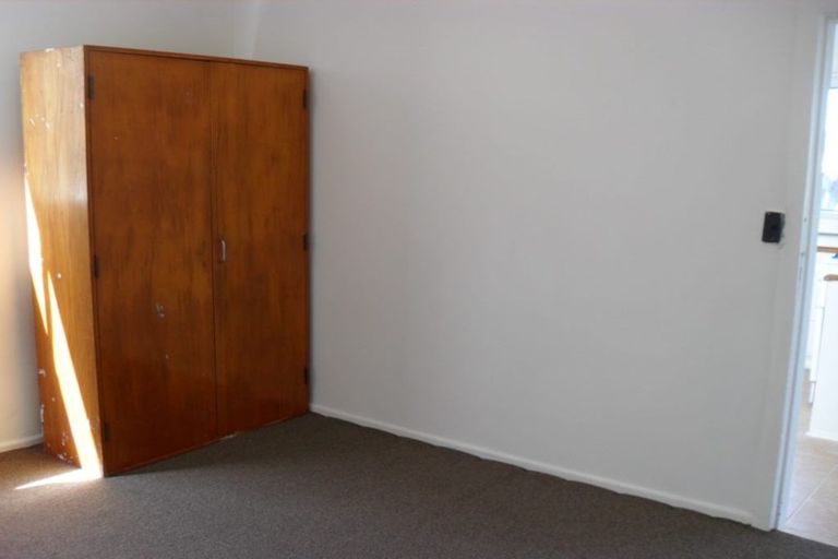 Photo of property in 2/27 Tirangi Road, Rongotai, Wellington, 6022