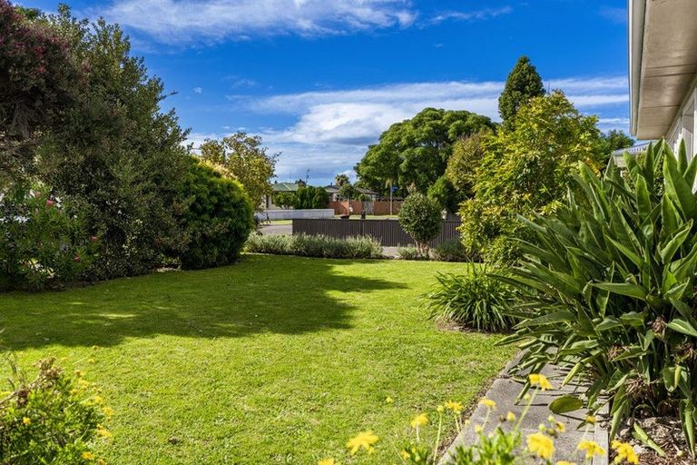Photo of property in 127 Nuffield Avenue, Marewa, Napier, 4110
