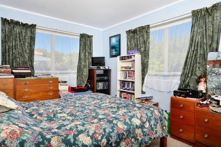 Photo of property in 4050a Great North Road, Glen Eden, Auckland, 0602