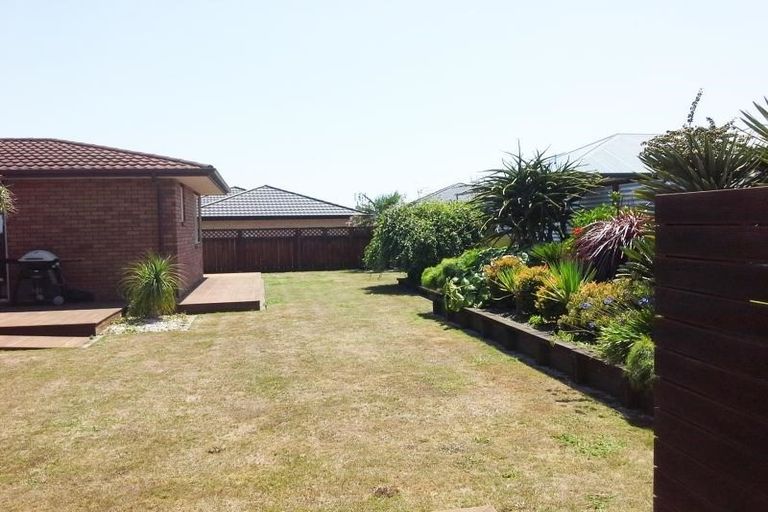 Photo of property in 9 Jules Crescent, Bell Block, New Plymouth, 4312