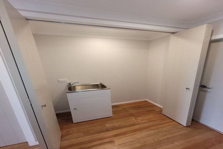 Photo of property in 2 Matai Street, Otaki, 5512