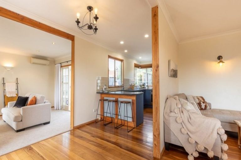 Photo of property in 60 Byron Street, Leamington, Cambridge, 3432