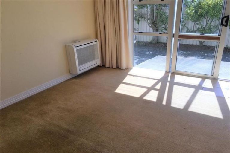 Photo of property in 120 Cunningham Crescent, Grasmere, Invercargill, 9810