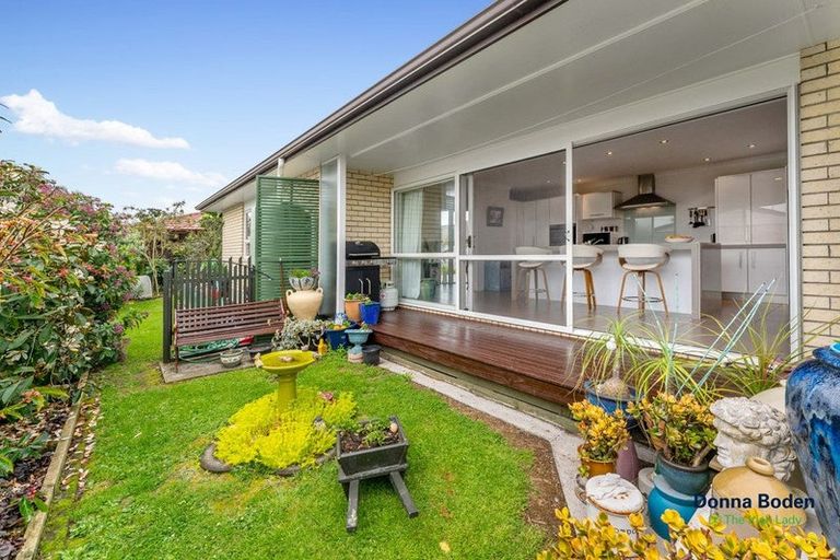 Photo of property in 3 Parsot Place, Pukekohe, 2120