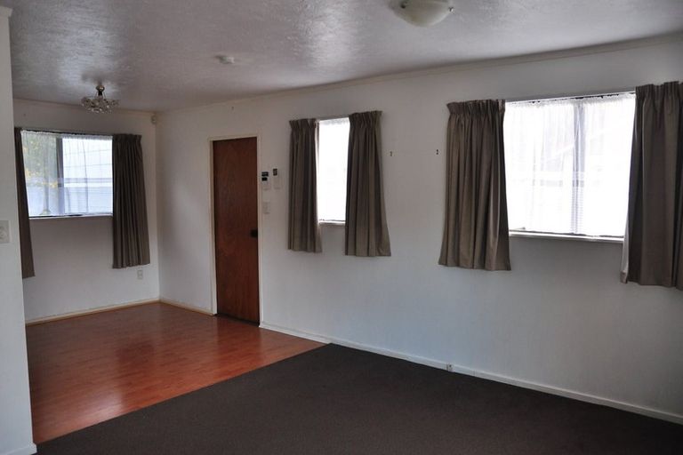 Photo of property in 2/67 Cortina Avenue, Johnsonville, Wellington, 6037