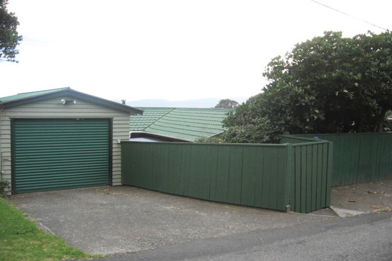 Photo of property in 12 Karekare Road, Raumati South, Paraparaumu, 5032