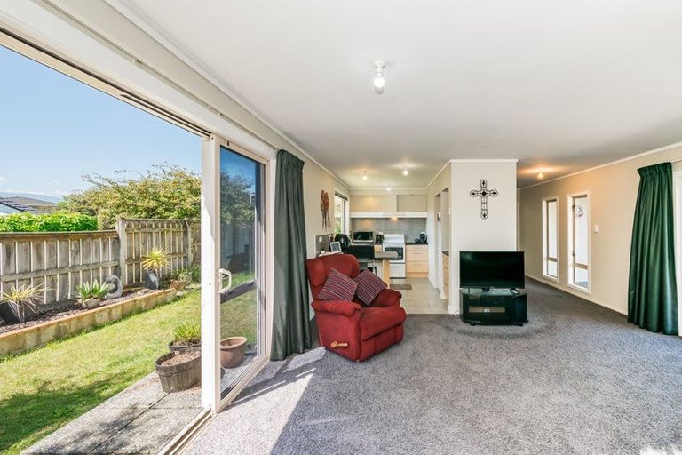 Photo of property in 9b Olive Terrace, Paraparaumu Beach, Paraparaumu, 5032