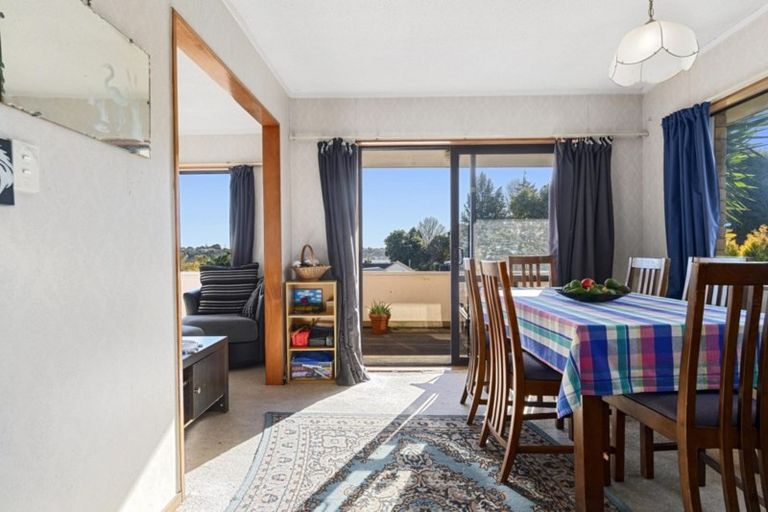 Photo of property in 70 James Cook Drive, Welcome Bay, Tauranga, 3112