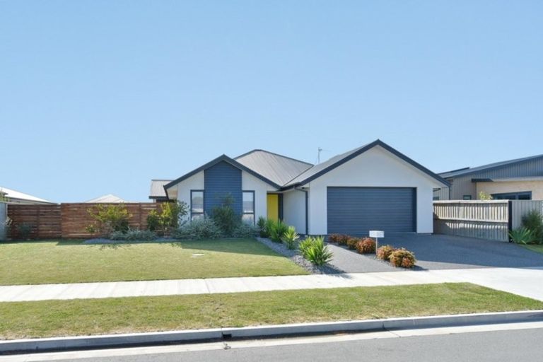 Photo of property in 58 Bayliss Drive, Kaiapoi, 7630