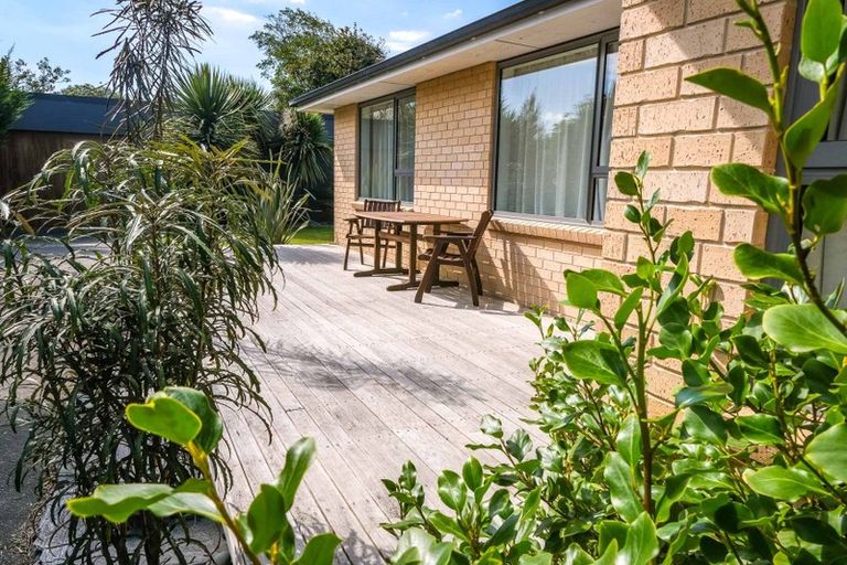 Photo of property in 15 Palmers Road, New Brighton, Christchurch, 8083