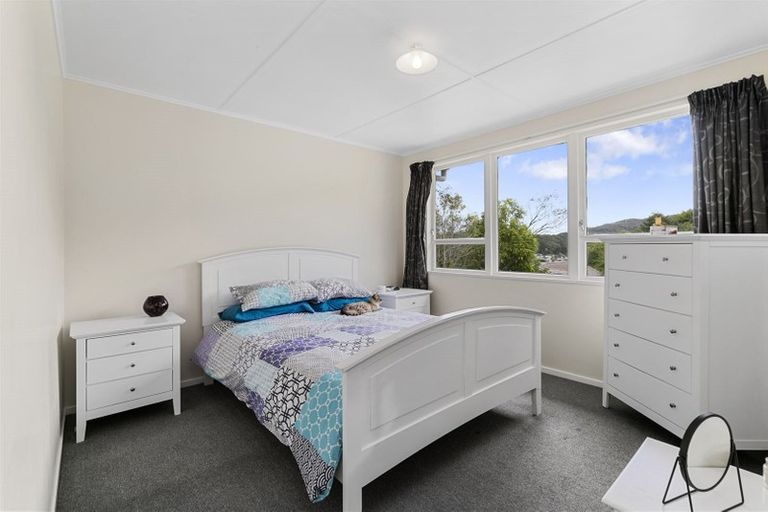 Photo of property in 62 Castlerea Street, Wainuiomata, Lower Hutt, 5014