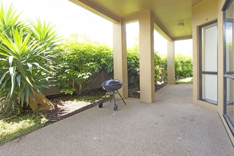 Photo of property in 92 Nautilus Drive, Gulf Harbour, Whangaparaoa, 0930