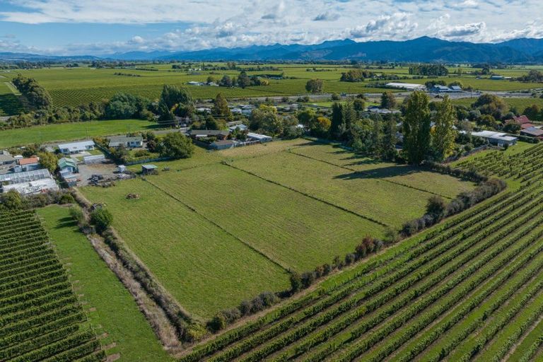 Photo of property in 22 Vickerman Street, Grovetown, Blenheim, 7202