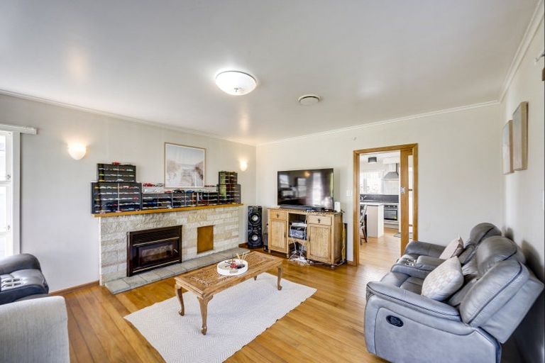 Photo of property in 17 Downing Avenue, Pirimai, Napier, 4112