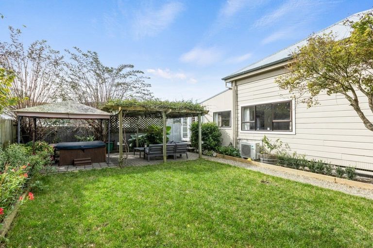 Photo of property in 702 Queen Street East, Parkvale, Hastings, 4122