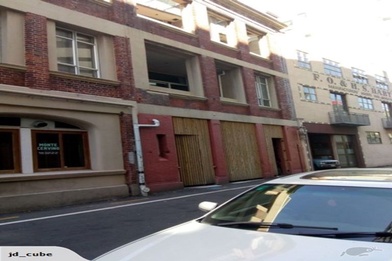 Photo of property in Hb Apartments, 8/3 Holland Street, Te Aro, Wellington, 6011