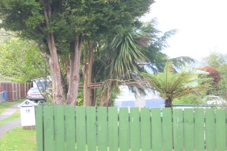 Photo of property in 16 Gem Street, Pukehangi, Rotorua, 3015