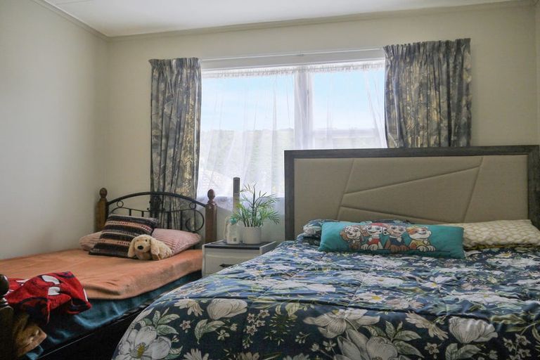 Photo of property in Oberon Flats, 48a Merton Street, Trentham, Upper Hutt, 5018