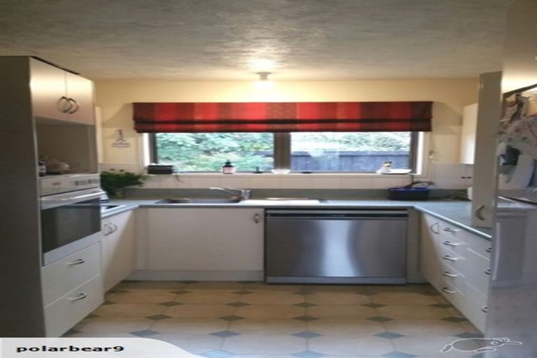 Photo of property in 6 Ostend Place, Avonhead, Christchurch, 8042