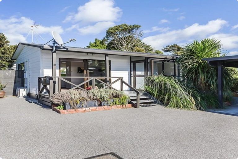 Photo of property in 2c Cashmere Avenue, Khandallah, Wellington, 6035