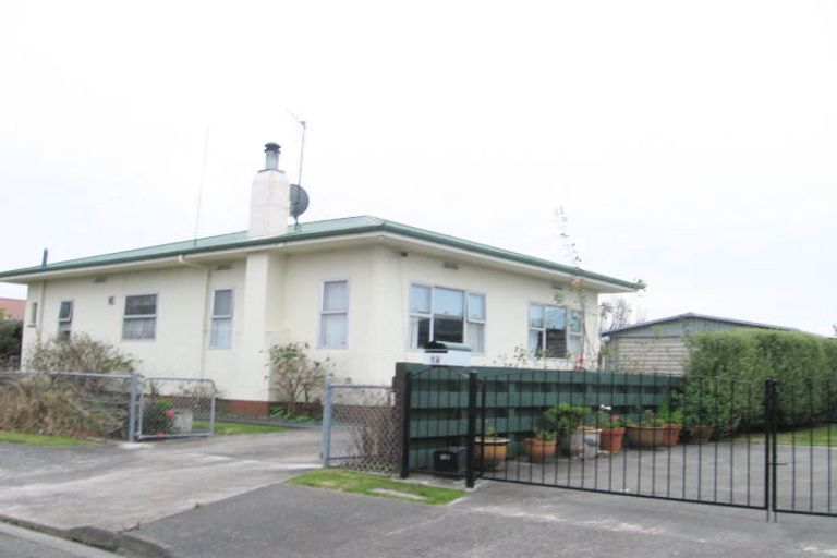 Photo of property in 1b Yeo Place, Taradale, Napier, 4112