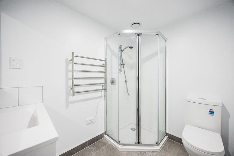 Photo of property in 108/28c Eileen Newey Place, Henderson, Auckland, 0612