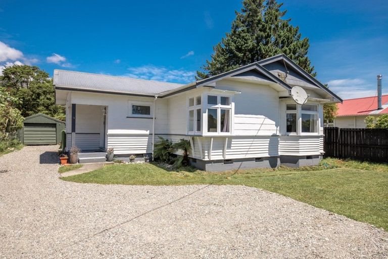 Photo of property in 14 Mcgill Street, Waimangaroa, Westport, 7891