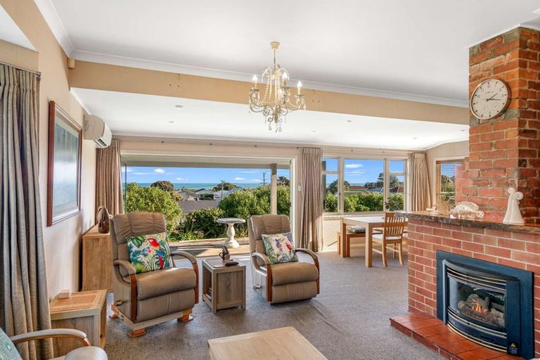 Photo of property in 153 Cornfoot Street, Castlecliff, Whanganui, 4501