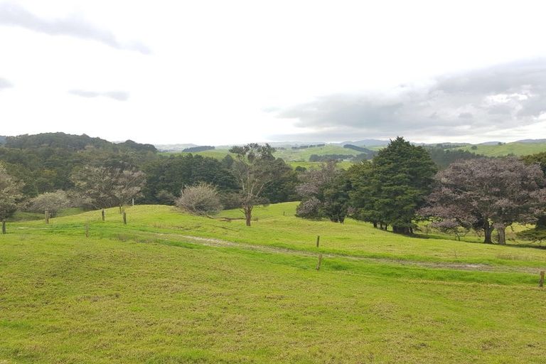 Photo of property in 504b Wairere Road, Maungaturoto, 0571
