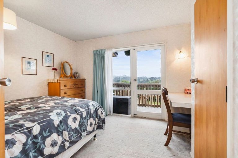 Photo of property in 18 Kokich Crescent, Onerahi, Whangarei, 0110