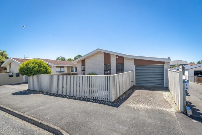 Photo of property in 4/11 Cambria Street, The Wood, Nelson, 7010