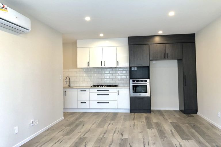 Photo of property in 11 Raymond Grace Avenue, Huapai, Kumeu, 0810