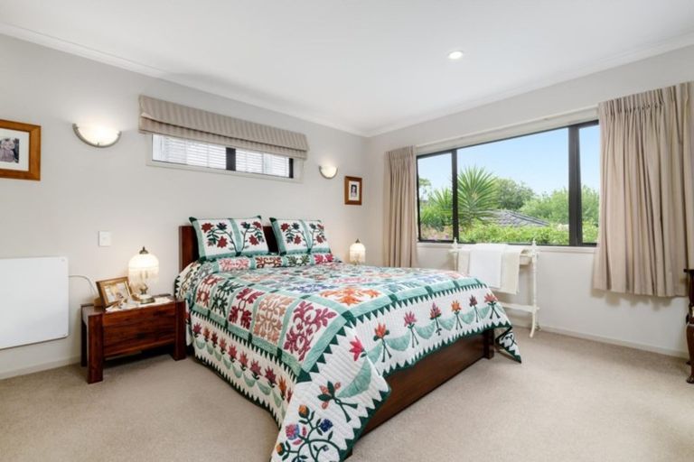 Photo of property in 13 Dowman Place, Te Puke, 3119