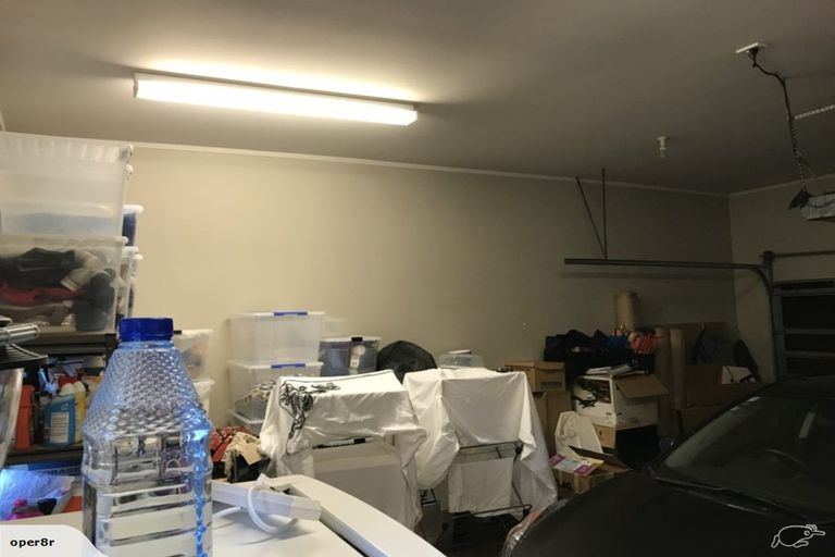 Photo of property in 1/46 Masterton Road, Rothesay Bay, Auckland, 0630