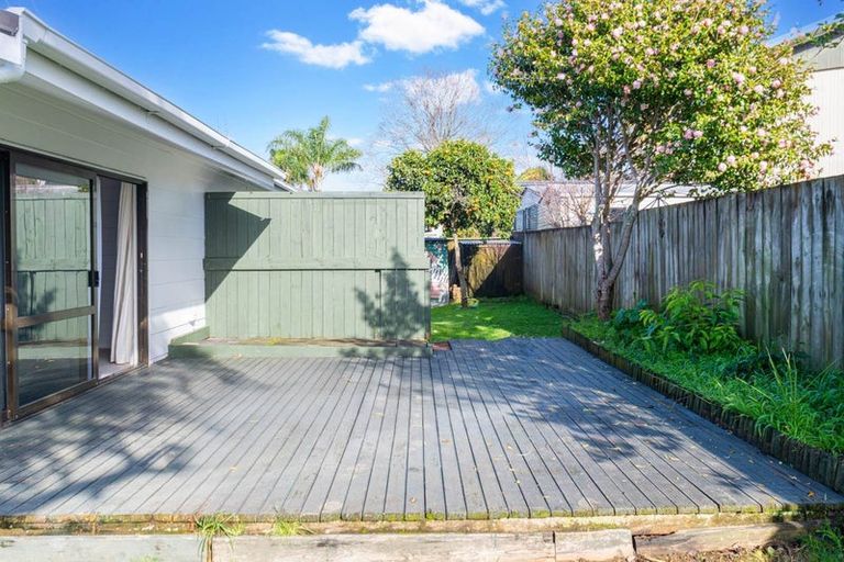 Photo of property in 28a Vincent Street, Howick, Auckland, 2014