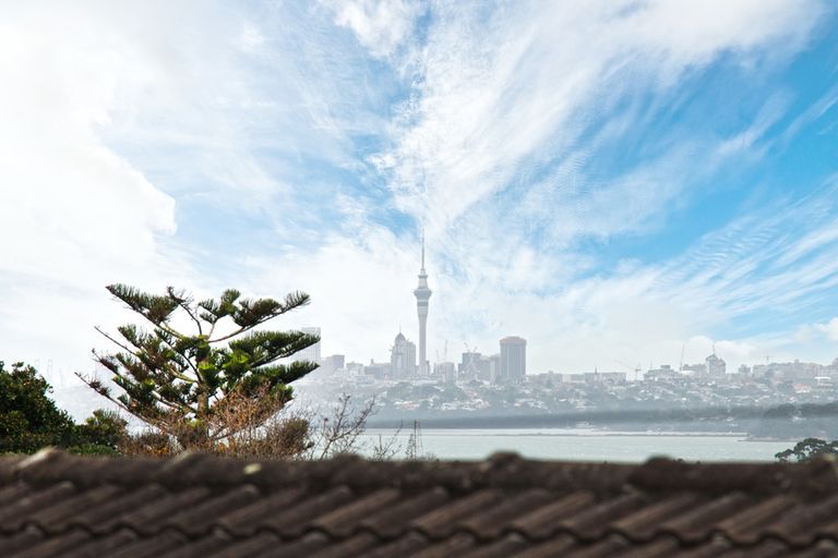 Photo of property in 91 Waimumu Road, Massey, Auckland, 0614