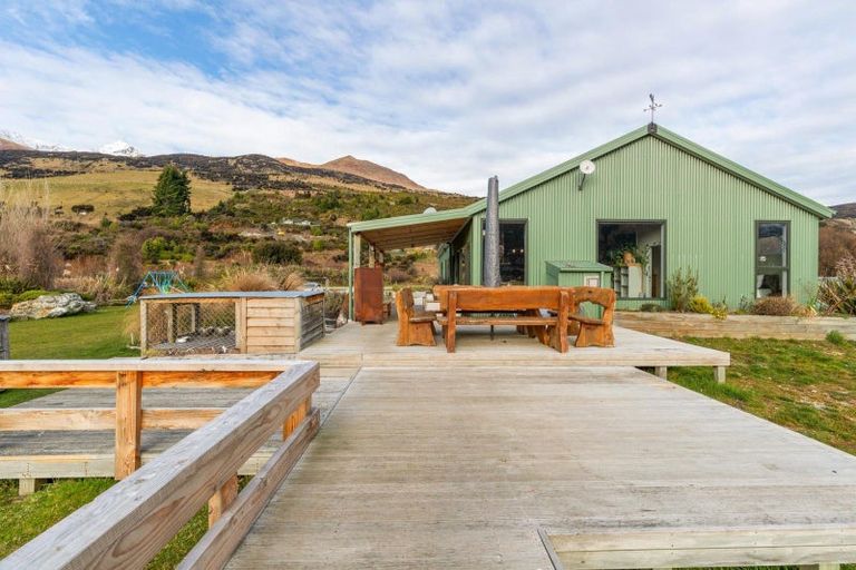 Photo of property in 34 Birley Rise, Glenorchy, 9372