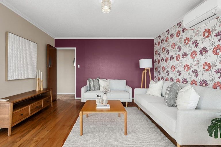 Photo of property in 1 Kingsley Street, St Andrews, Hamilton, 3200