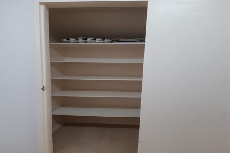 Photo of property in 34 Mulgan Way, Browns Bay, Auckland, 0630