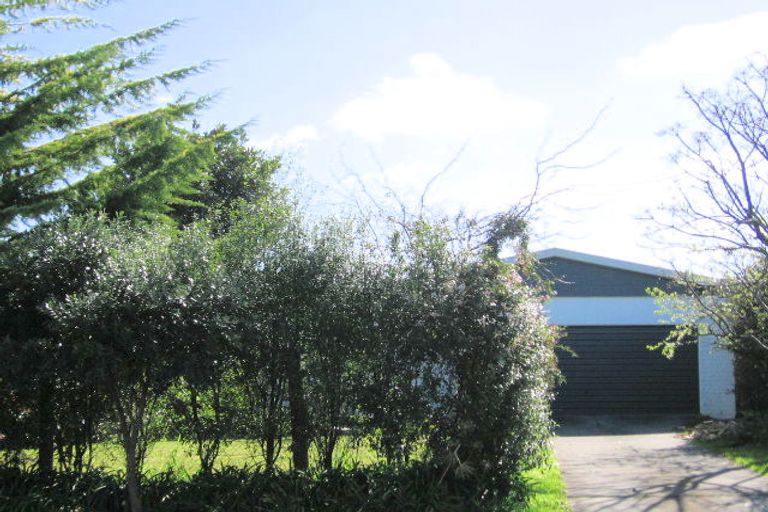 Photo of property in 61 Simpson Road, Papamoa Beach, Papamoa, 3118