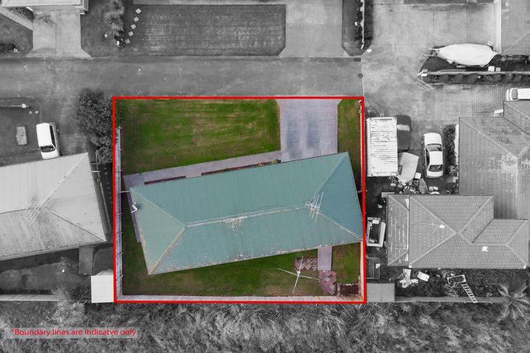 Photo of property in 15 Hocken Place, Mangere Bridge, Auckland, 2022